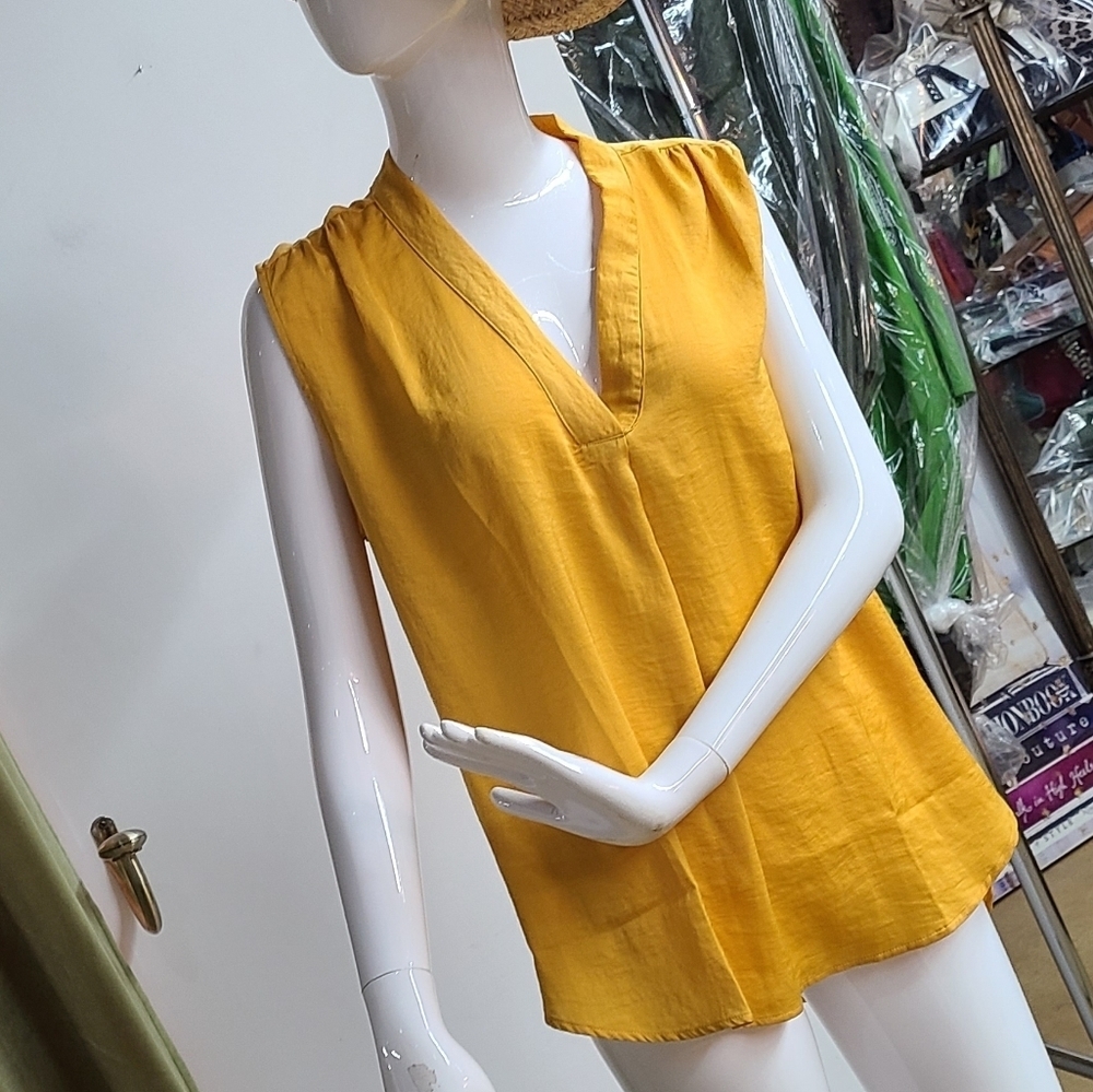 Jones New York Sleeveless Blouse